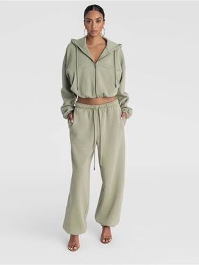 KBB by KAHLANA Women's 'The Zip-Up Hoodie' - Olive Green XXL